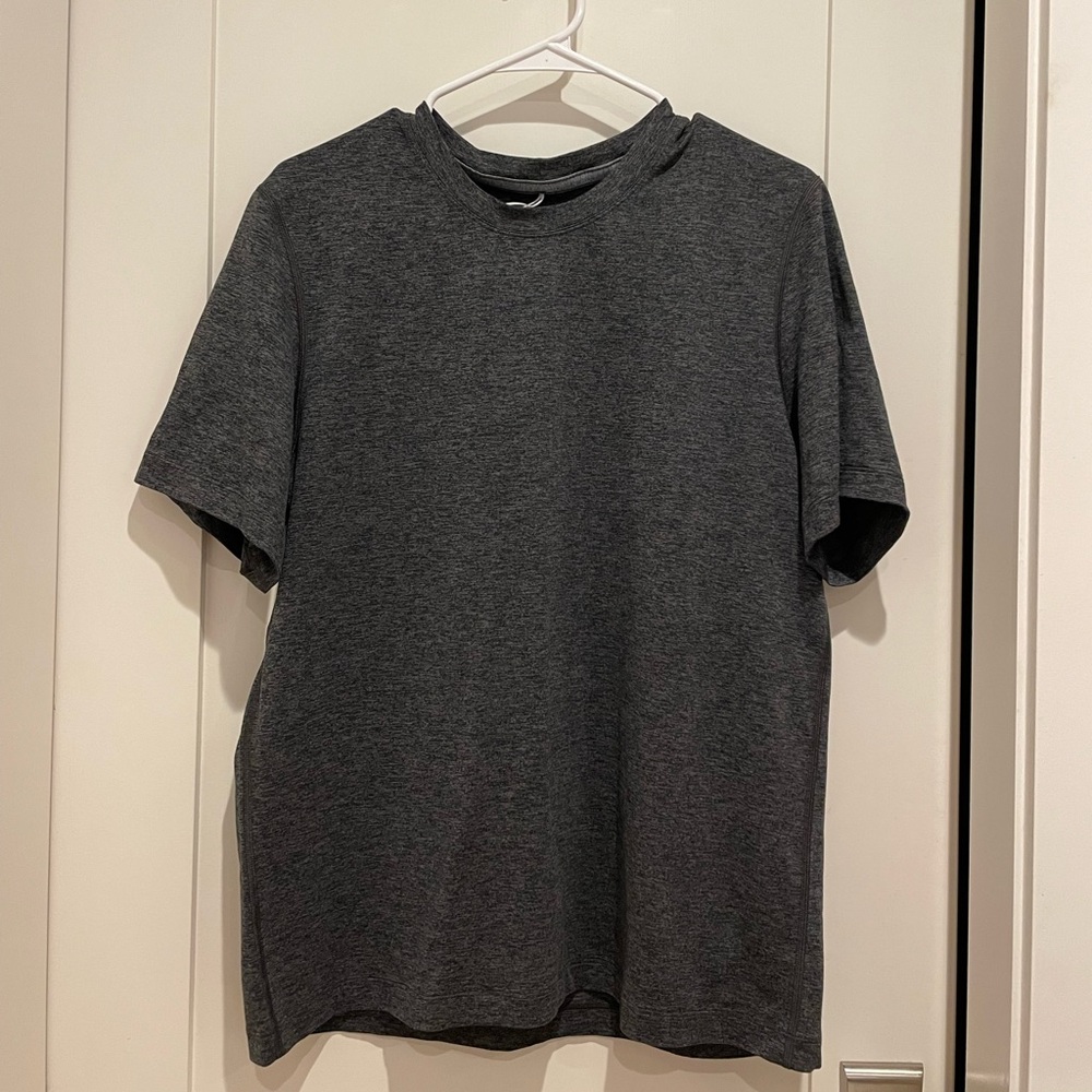 Men's Lululemon Soft Jersey Short Sleeve Shirt in Grey/Black